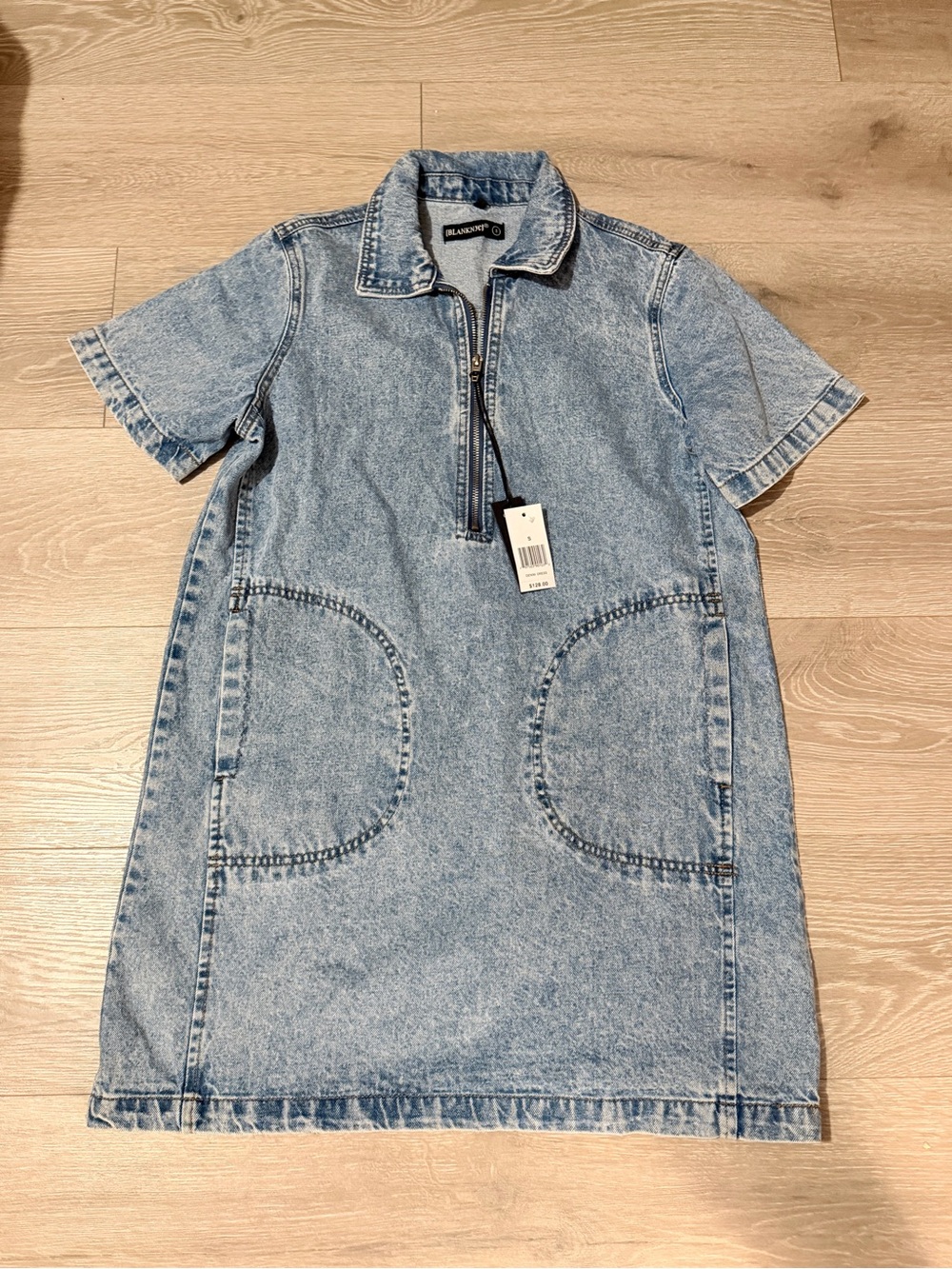 Light Wash Denim Short-Sleeve Dress